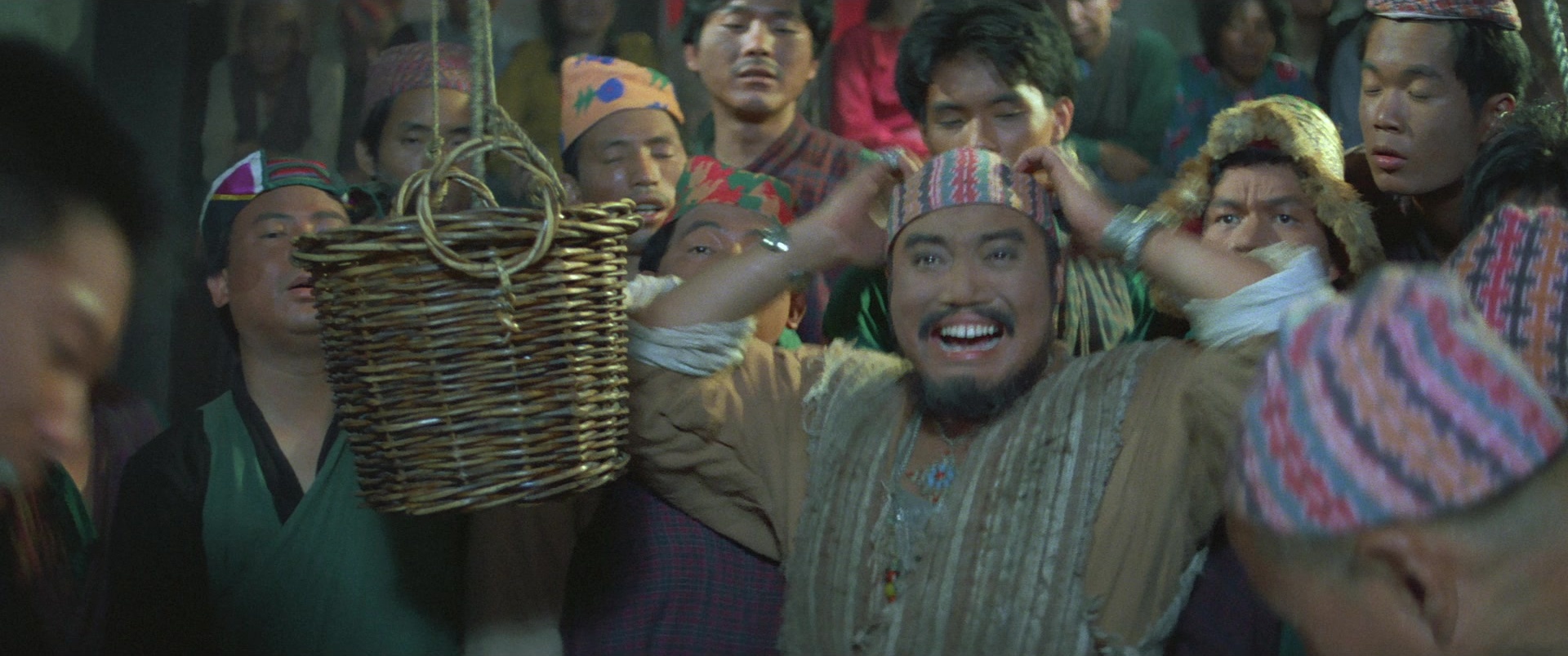 Zhong hua zhan shi (1987), wide, 2.39:1 — film still