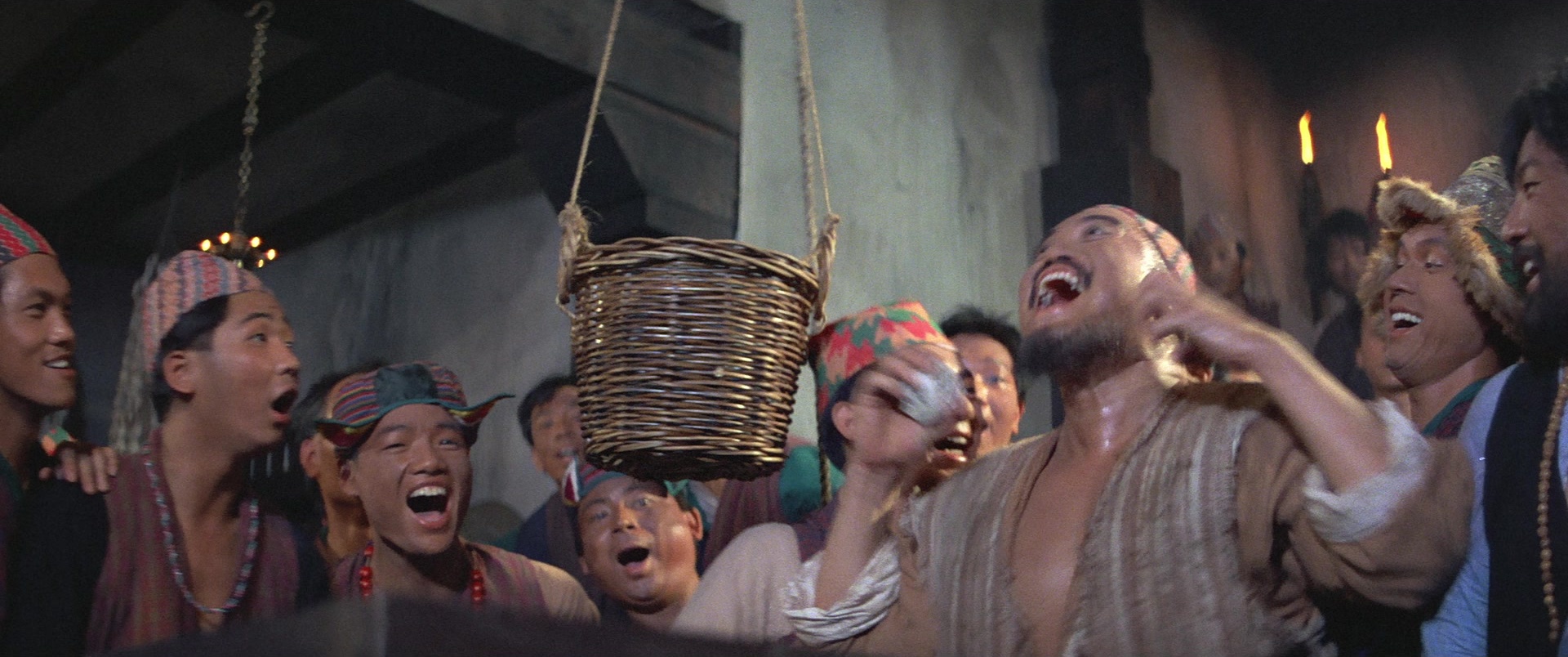 Zhong hua zhan shi (1987), wide, 2.39:1 — film still