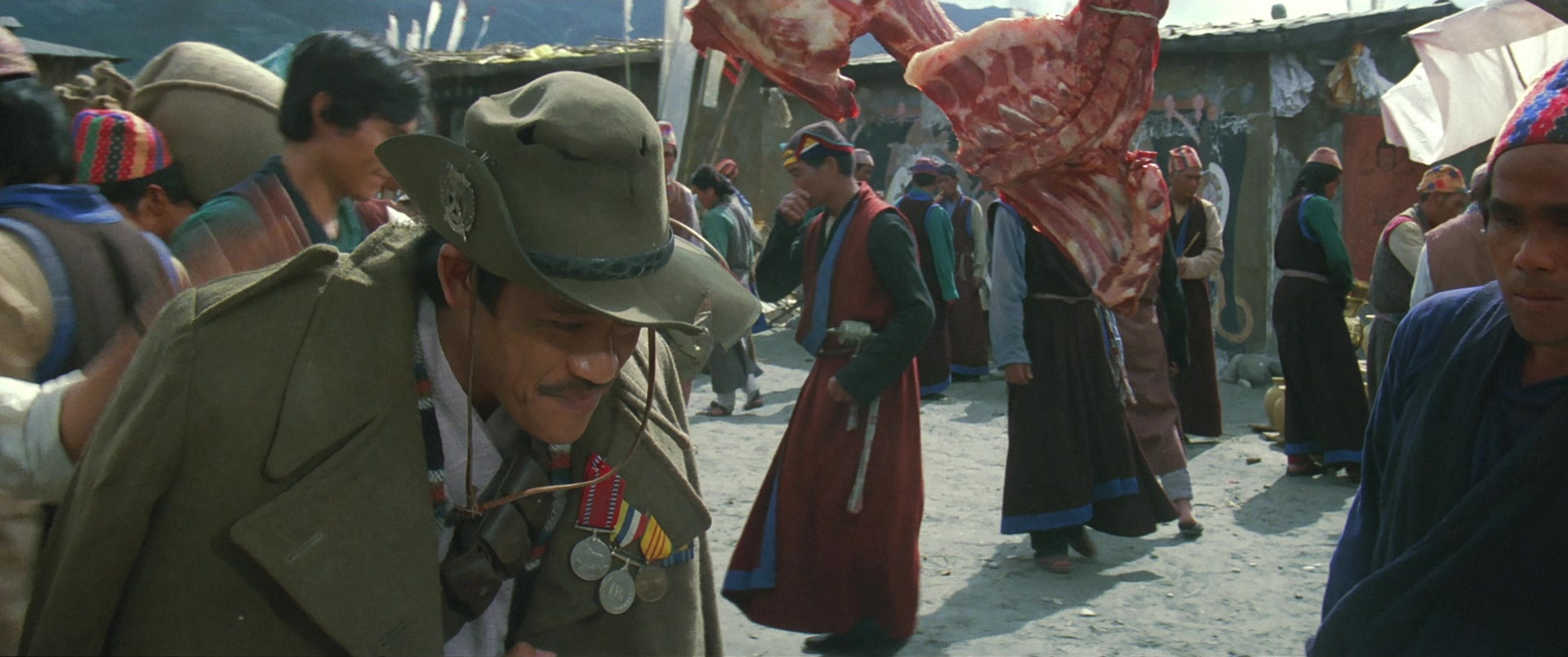 Zhong hua zhan shi (1987), wide, 2.39:1 — film still