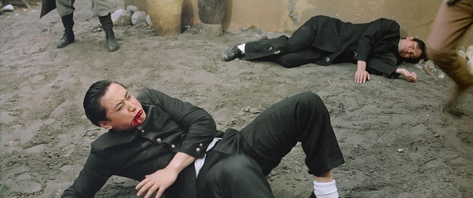 Zhong hua zhan shi (1987), wide, 2.39:1 — film still