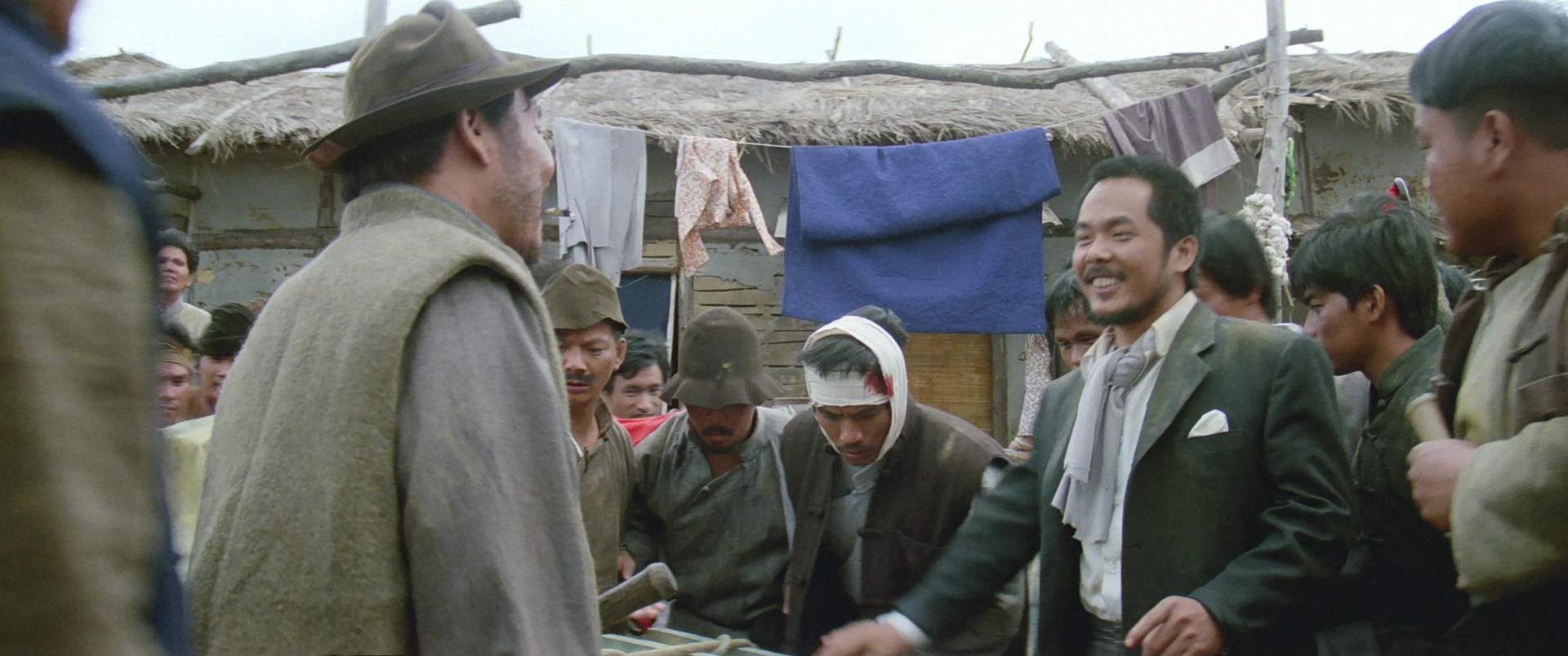 Zhong hua zhan shi (1987), medium, 2.39:1 — film still