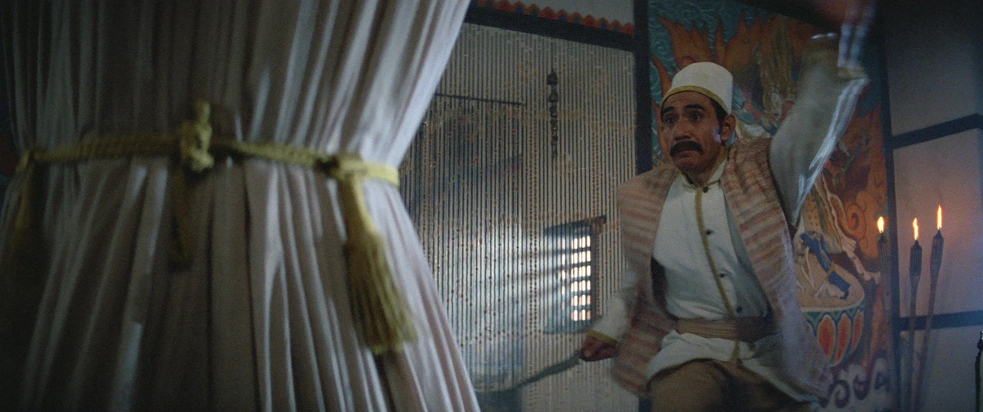 Zhong hua zhan shi (1987), wide, 2.39:1 — film still