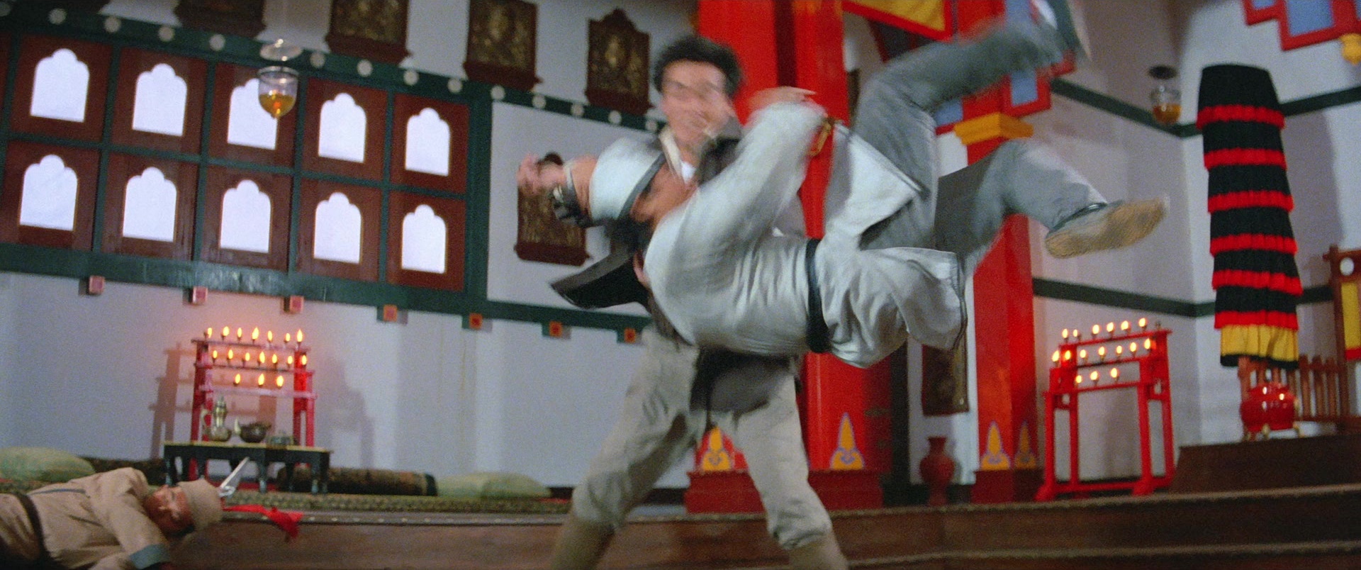 Zhong hua zhan shi (1987), wide, 2.39:1 — film still
