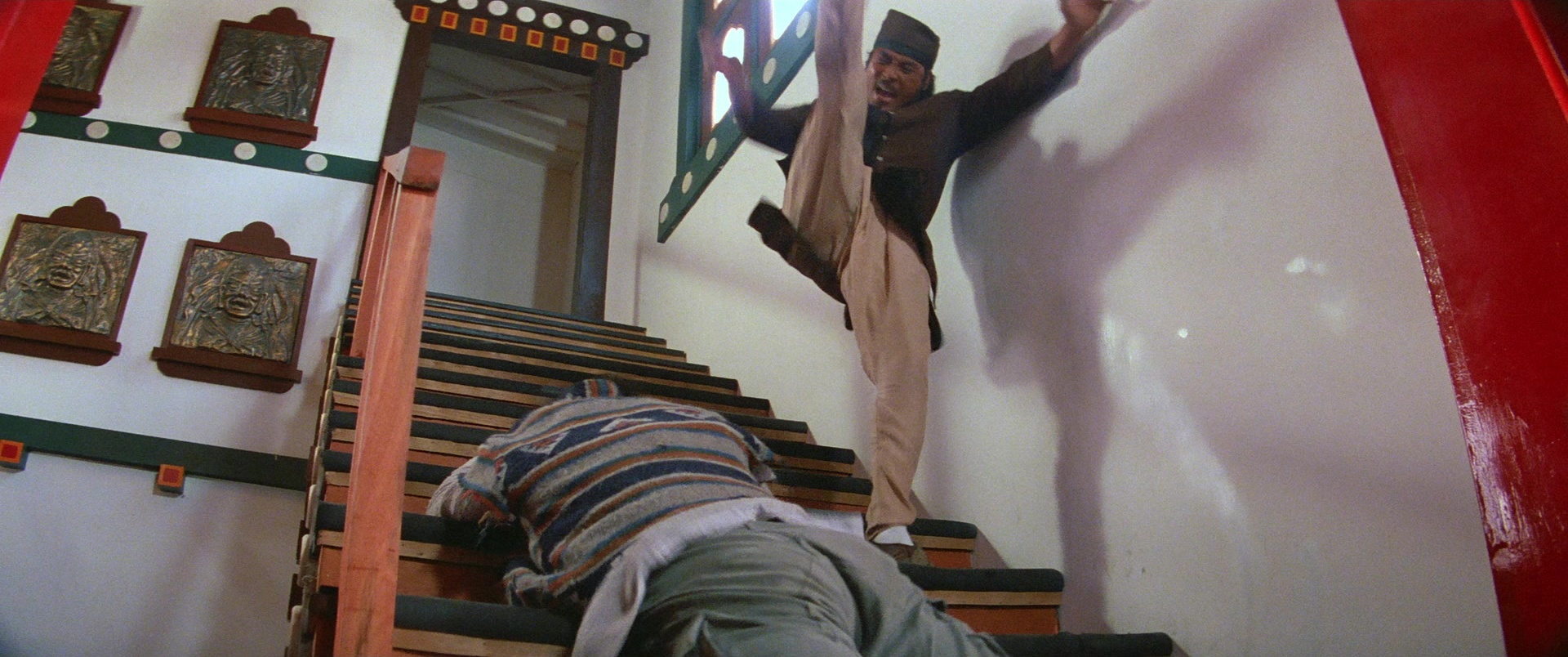 Zhong hua zhan shi (1987), wide, 2.39:1 — film still