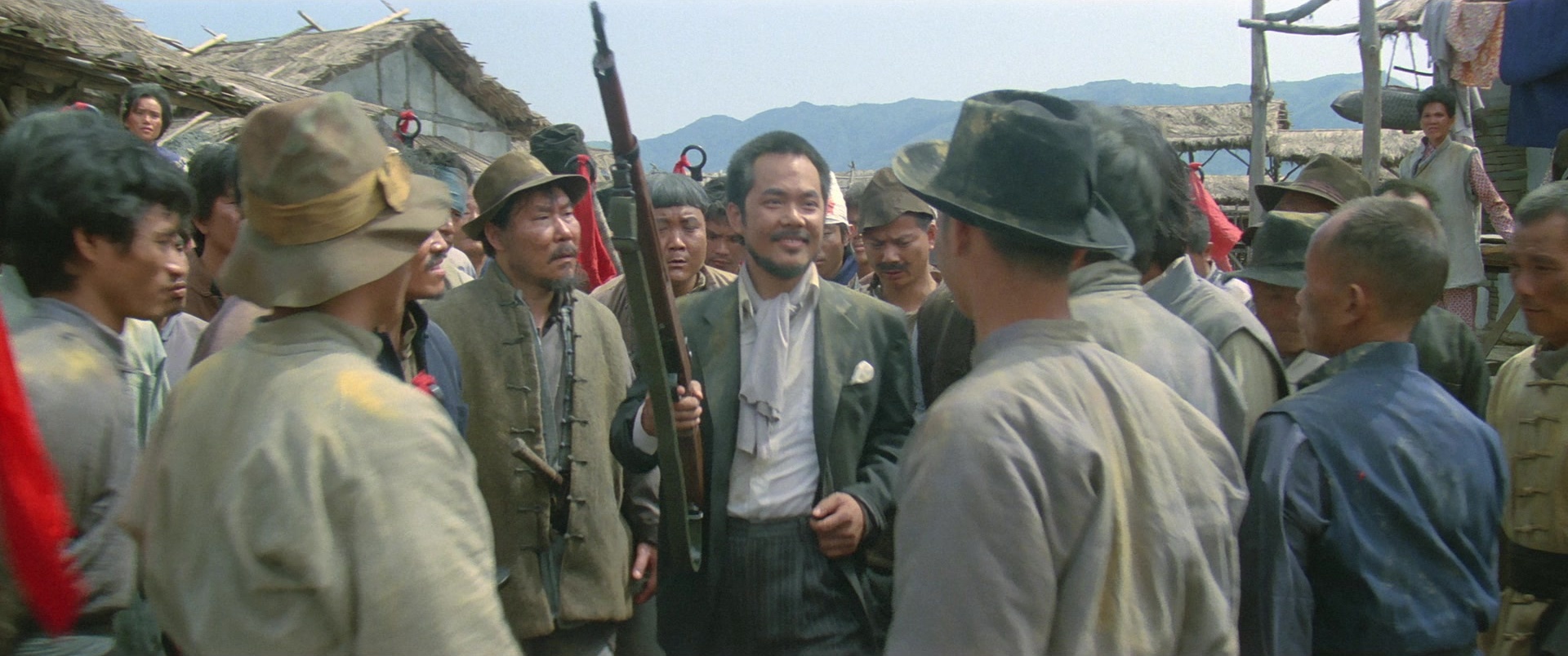 Zhong hua zhan shi (1987), wide, 2.39:1 — film still