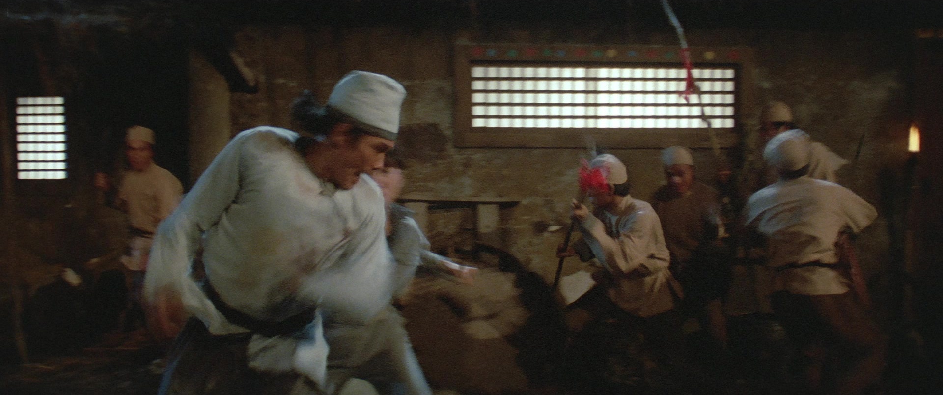 Zhong hua zhan shi (1987), wide, 2.39:1 — film still