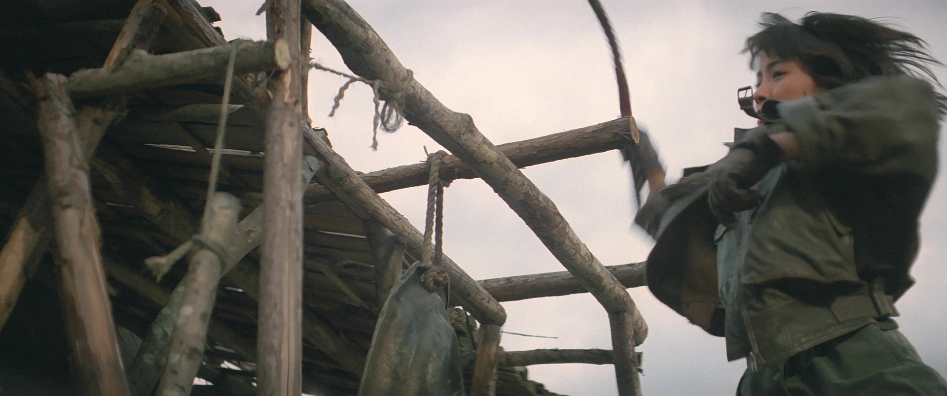 Zhong hua zhan shi (1987), wide, 2.39:1 — film still