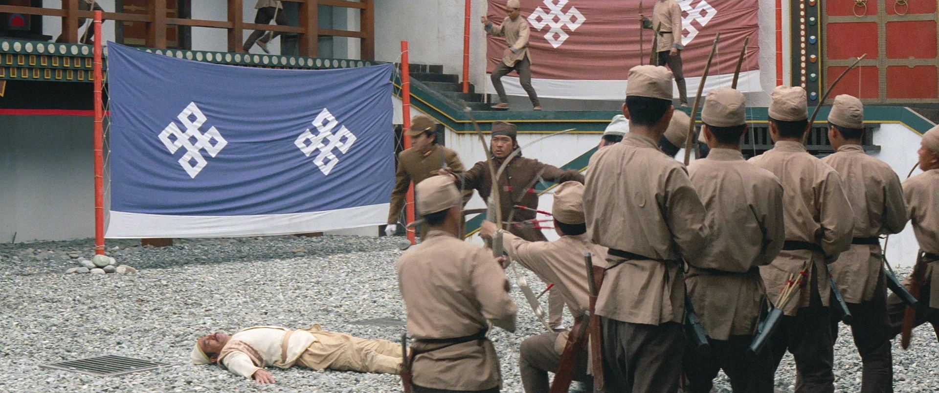 Zhong hua zhan shi (1987), wide, 2.39:1 — film still