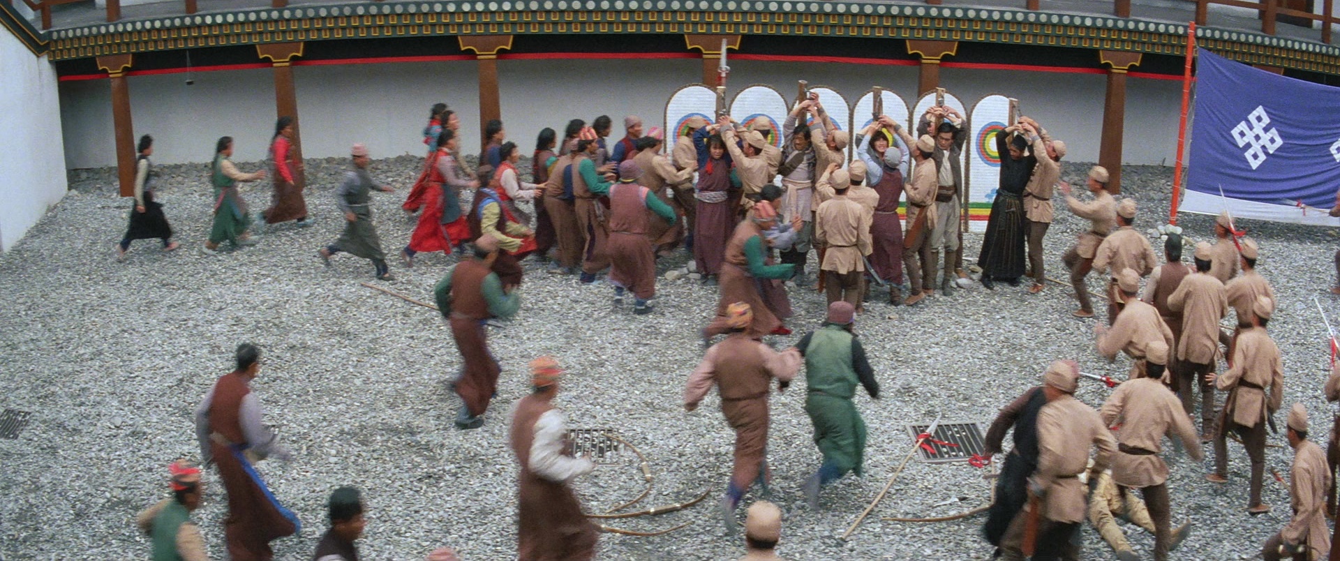 Zhong hua zhan shi (1987), wide, 2.39:1 — film still