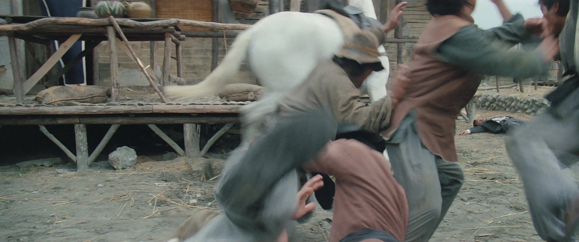 Zhong hua zhan shi (1987), wide, 2.39:1 — film still
