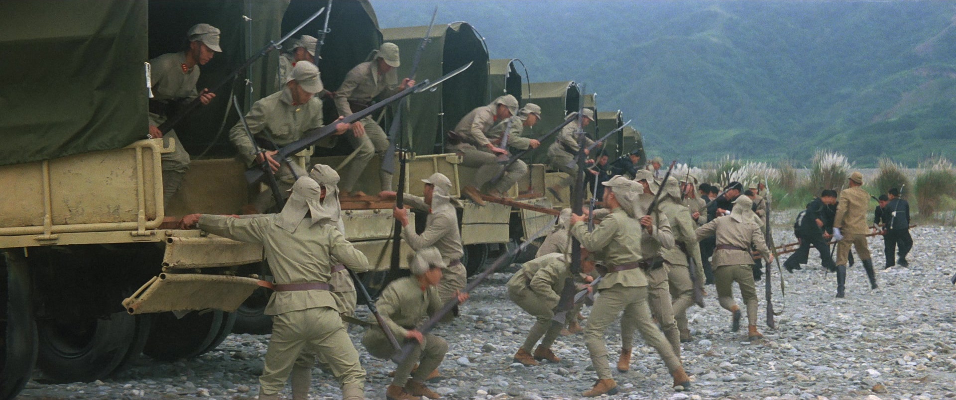 Zhong hua zhan shi (1987), wide, 2.39:1 — film still