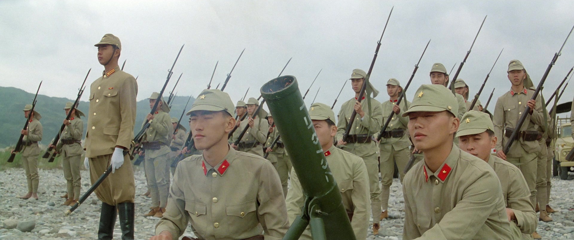 Zhong hua zhan shi (1987), wide, 2.39:1 — film still