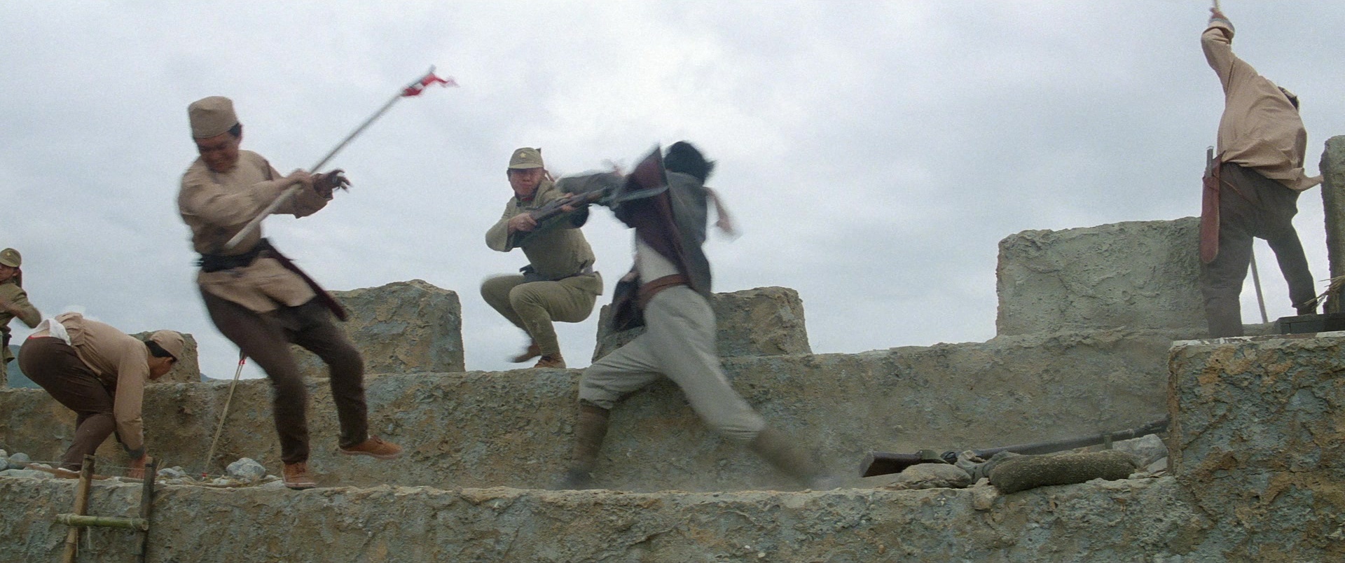 Zhong hua zhan shi (1987), wide, 2.39:1 — film still