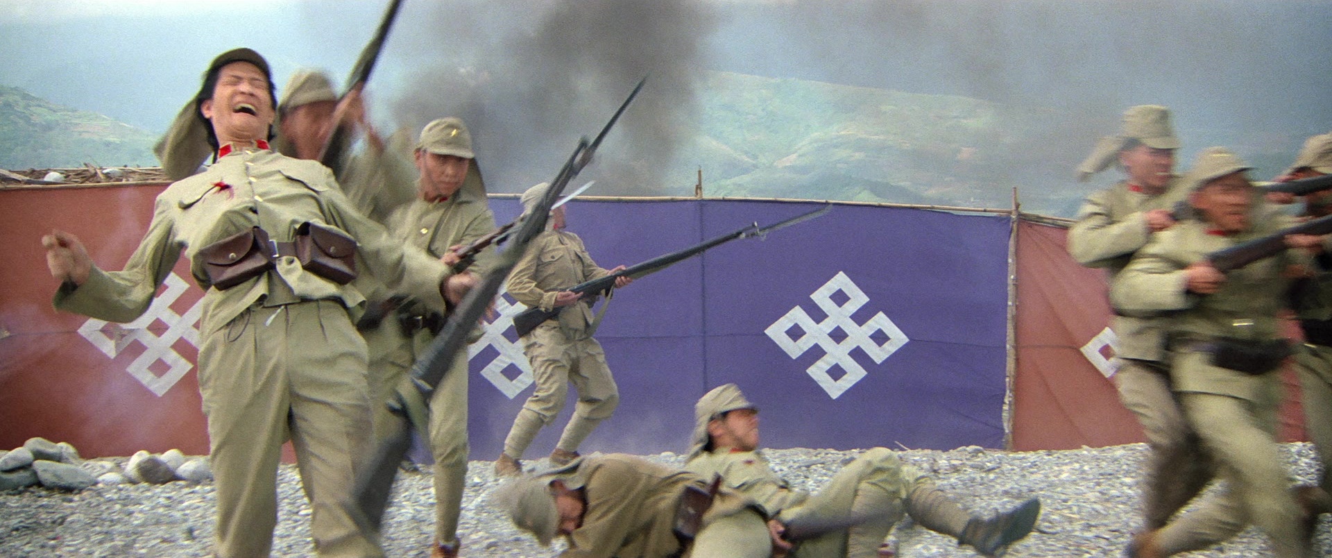 Zhong hua zhan shi (1987), wide, 2.39:1 — film still
