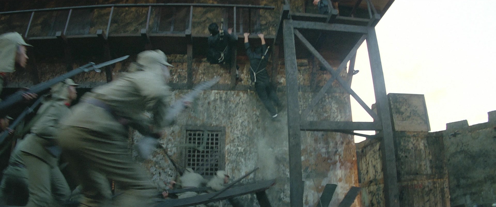Zhong hua zhan shi (1987), wide, 2.39:1 — film still