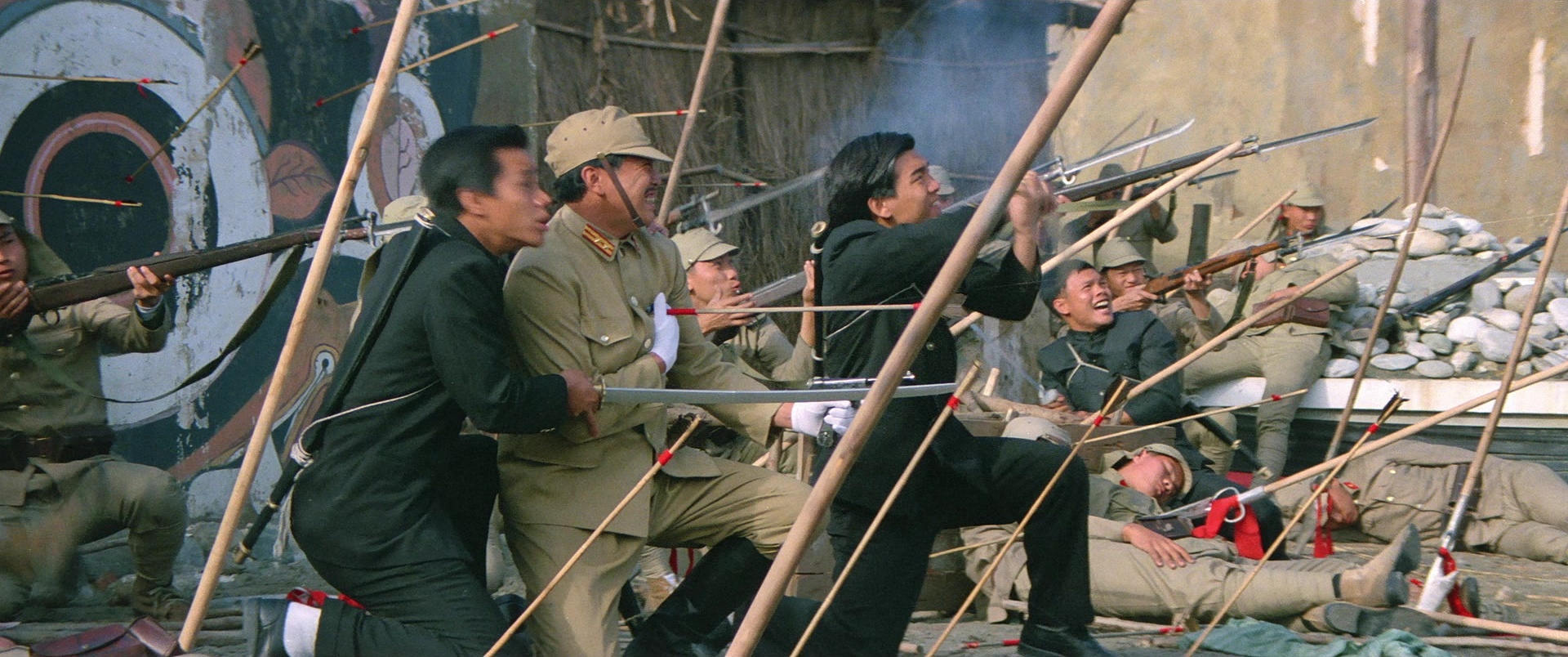 Zhong hua zhan shi (1987), wide, 2.39:1 — film still