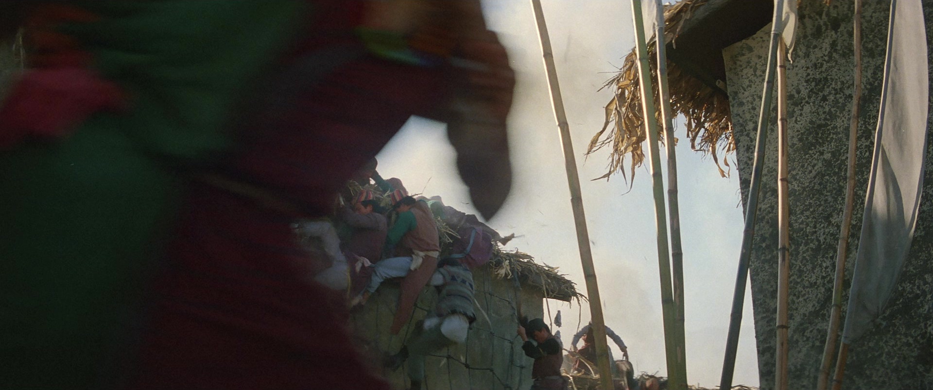 Zhong hua zhan shi (1987), wide, 2.39:1 — film still