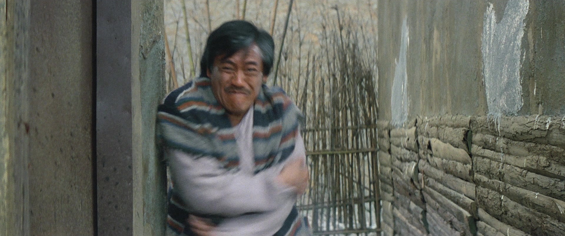 Zhong hua zhan shi (1987), wide, 2.39:1 — film still