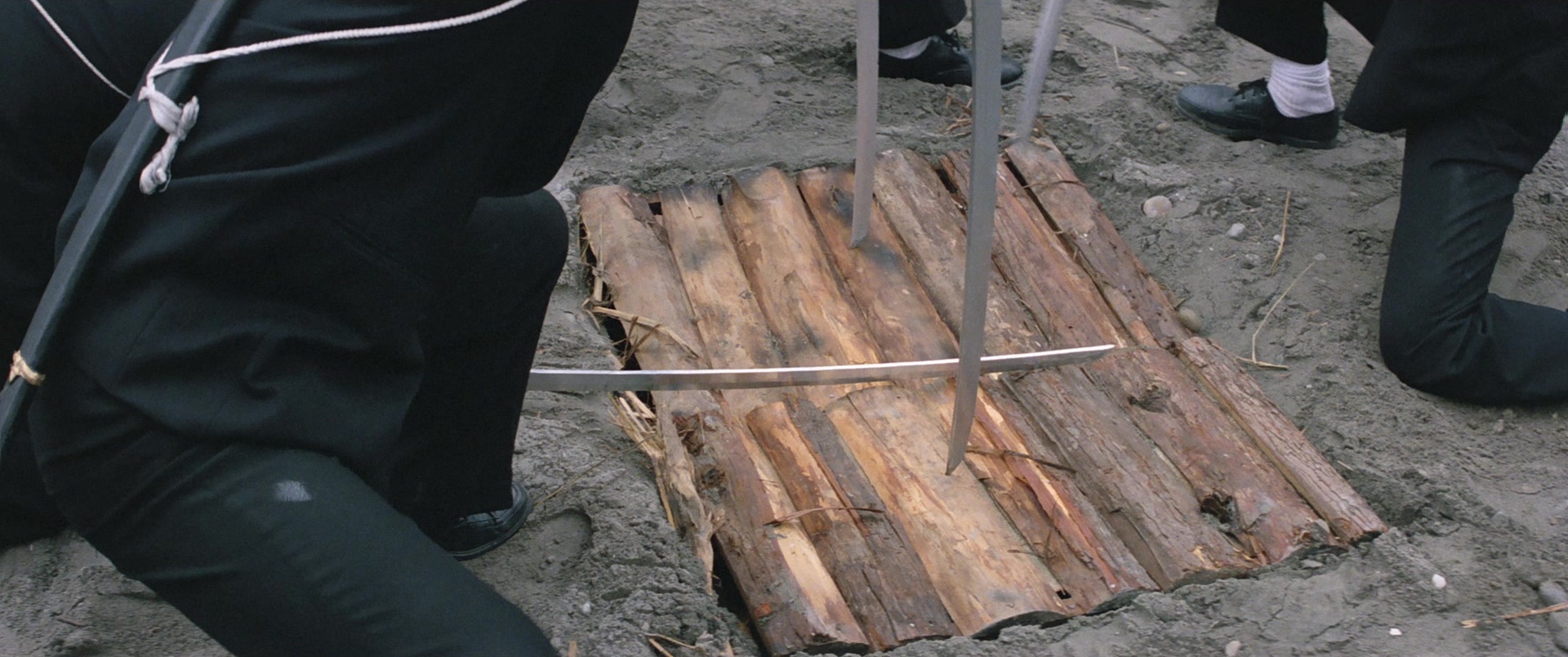 Zhong hua zhan shi (1987), wide, 2.39:1 — film still