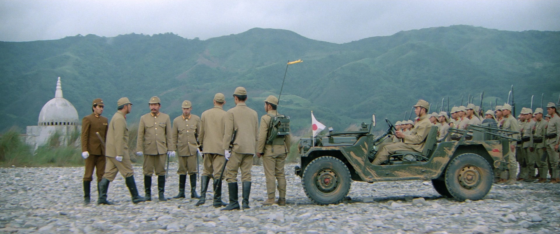 Zhong hua zhan shi (1987), wide, 2.39:1 — film still