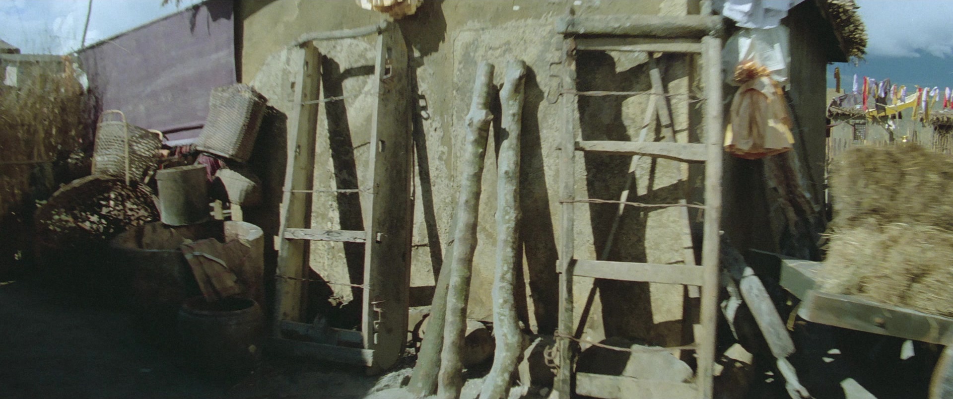 Zhong hua zhan shi (1987), wide, 2.39:1 — film still