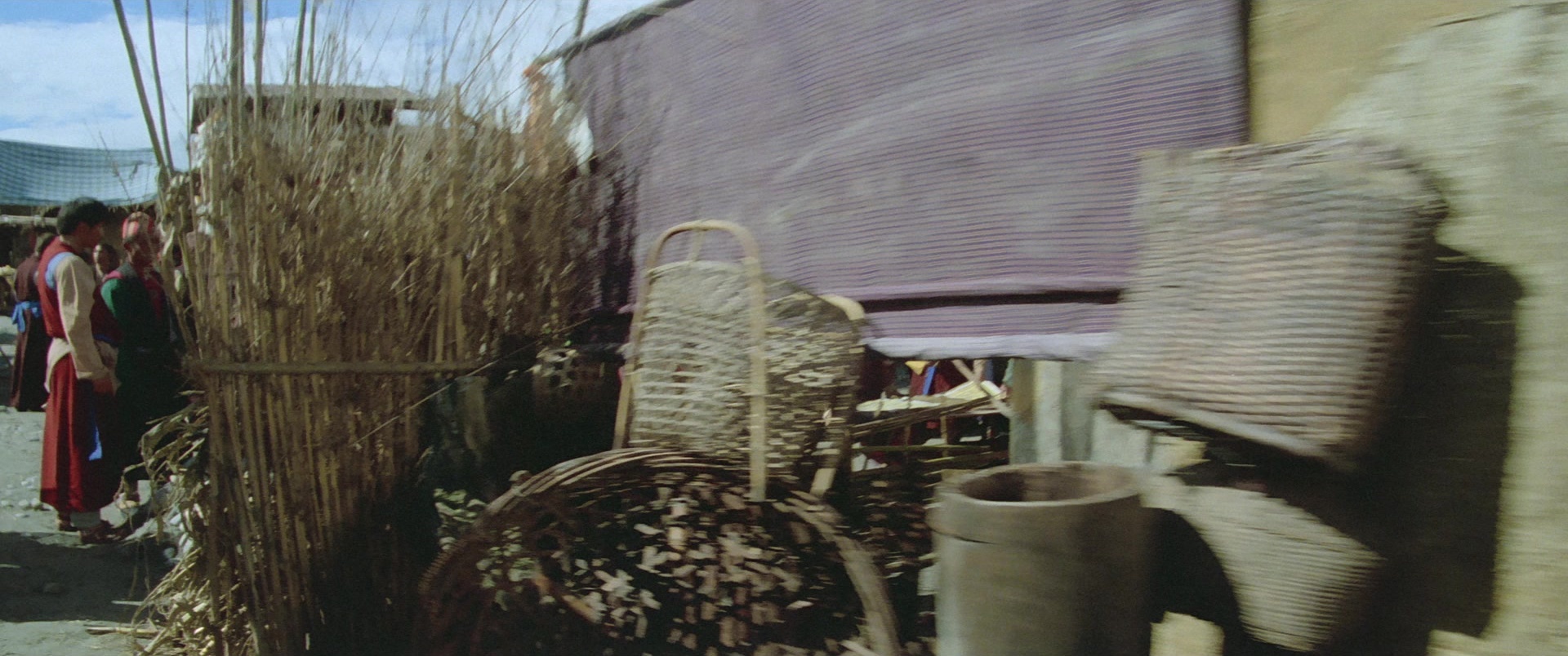 Zhong hua zhan shi (1987), wide, 2.39:1 — film still
