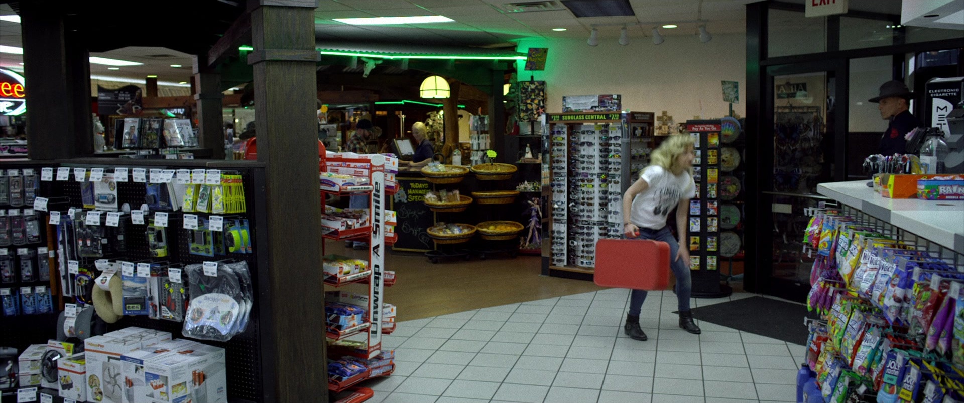 Need for Speed (2014), wide, 2.39:1 — film still