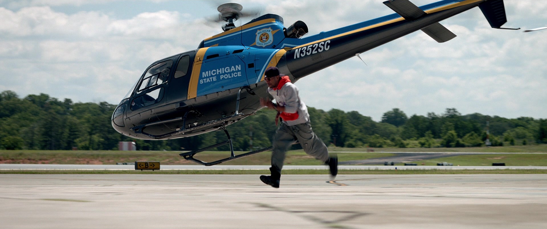 Need for Speed (2014), wide, 2.39:1 — film still