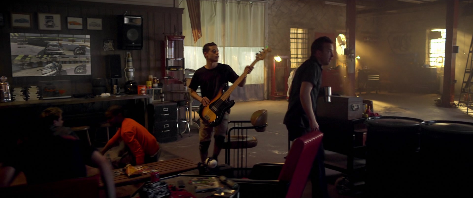 Need for Speed (2014), wide, 2.39:1 — film still