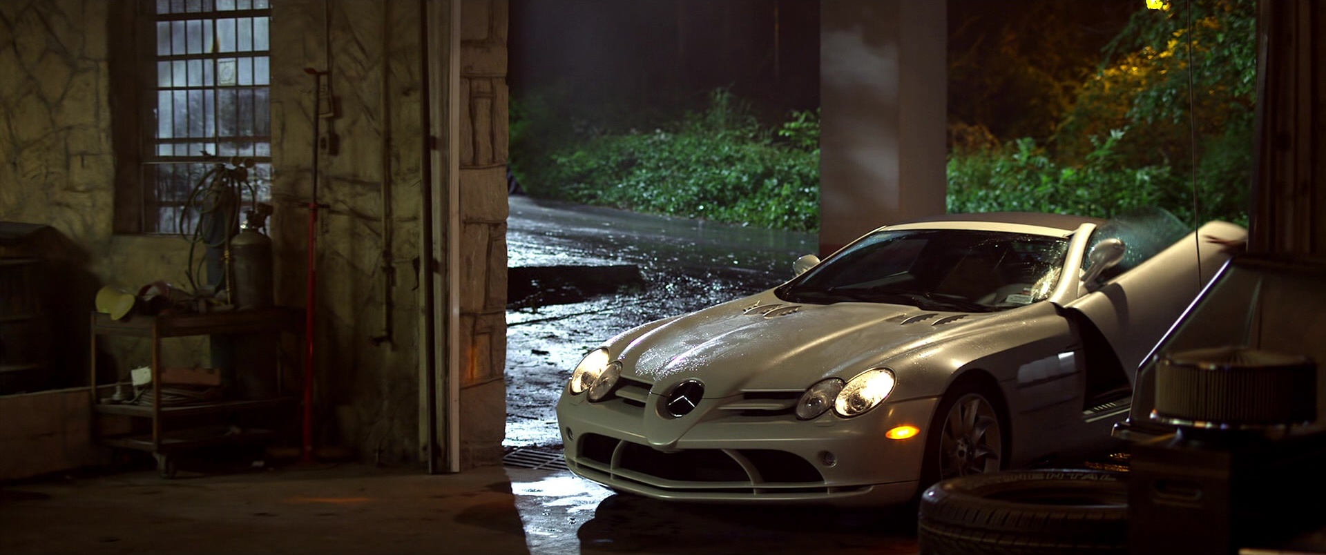 Need for Speed (2014), wide, 2.39:1 — film still
