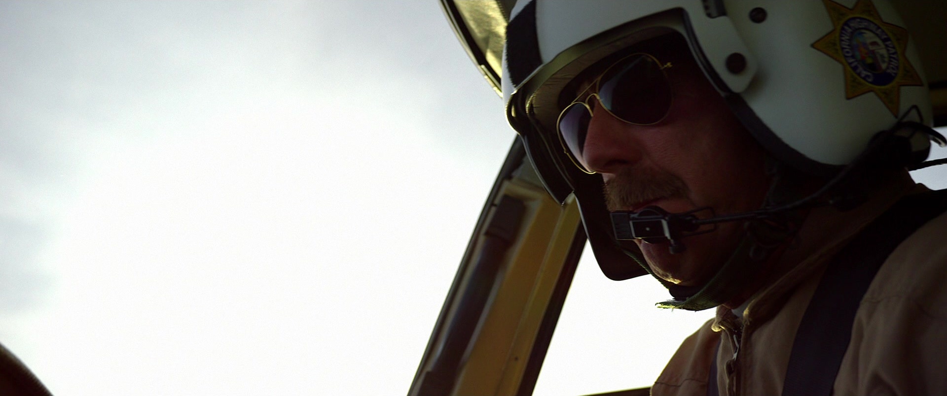 Need for Speed (2014), wide, 2.39:1 — film still