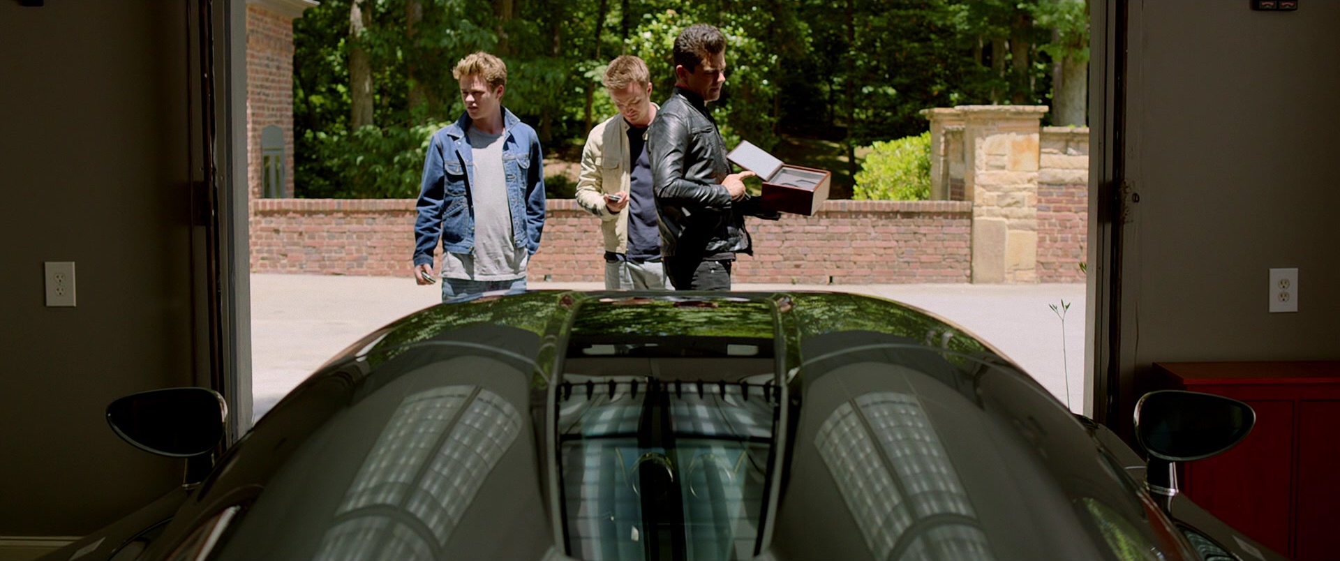 Need for Speed (2014), wide, 2.39:1 — film still