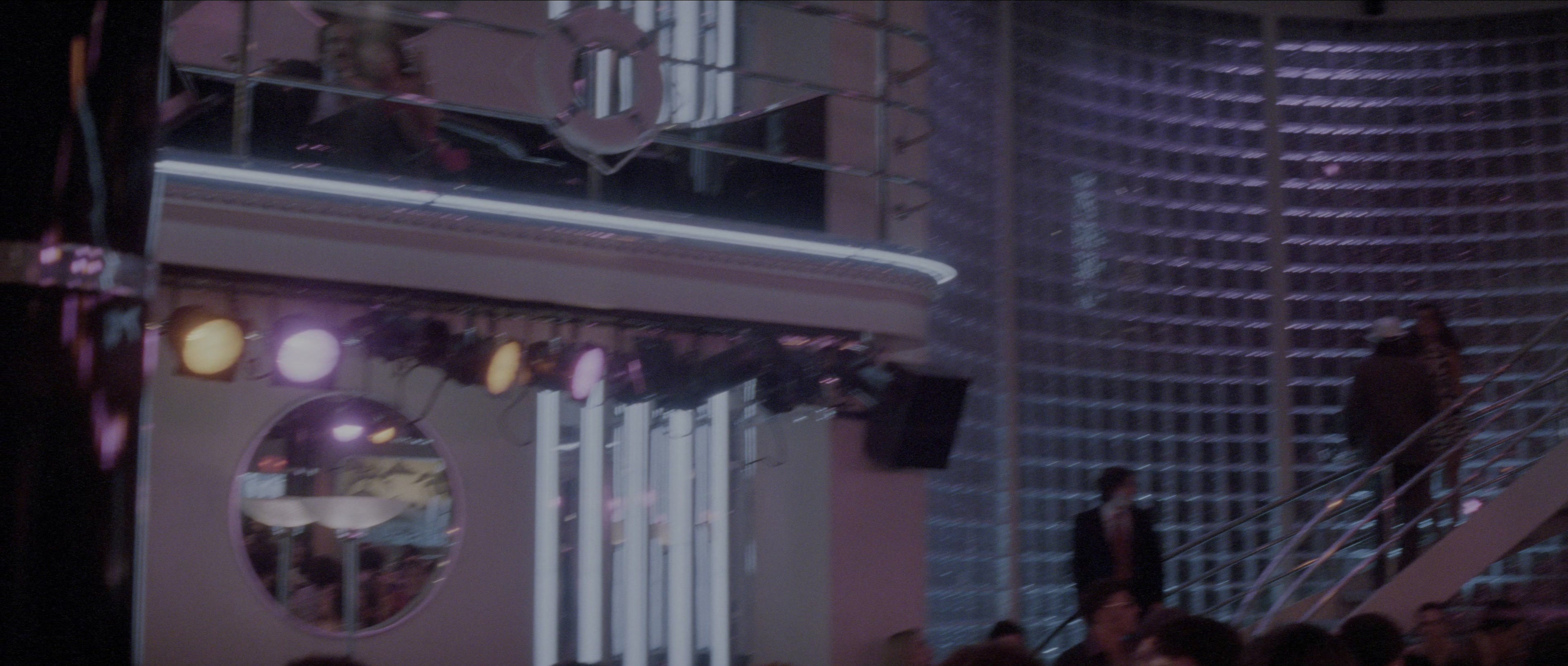 Carlito's Way (1993), wide, 2.35:1 — film still
