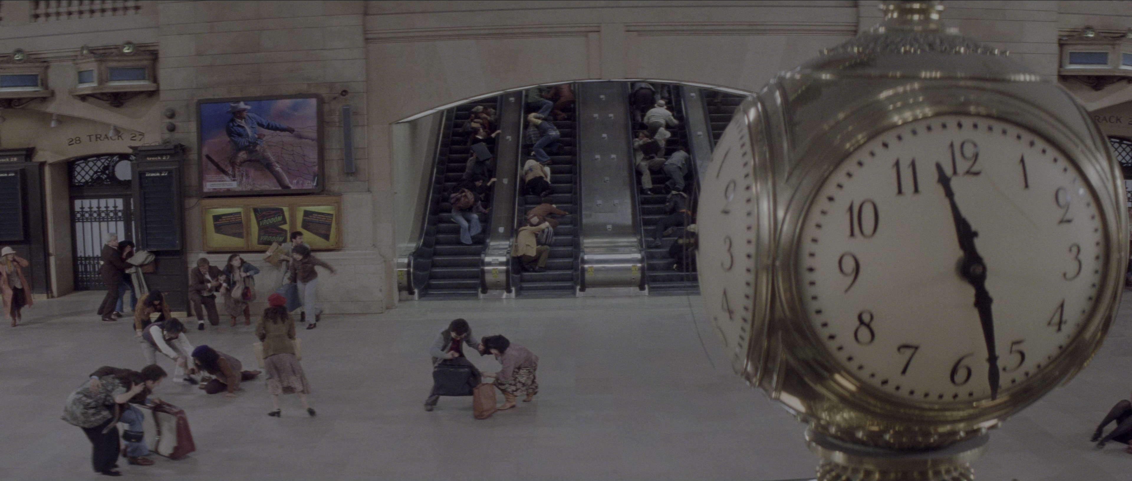 Carlito's Way (1993), medium, 2.35:1 — film still