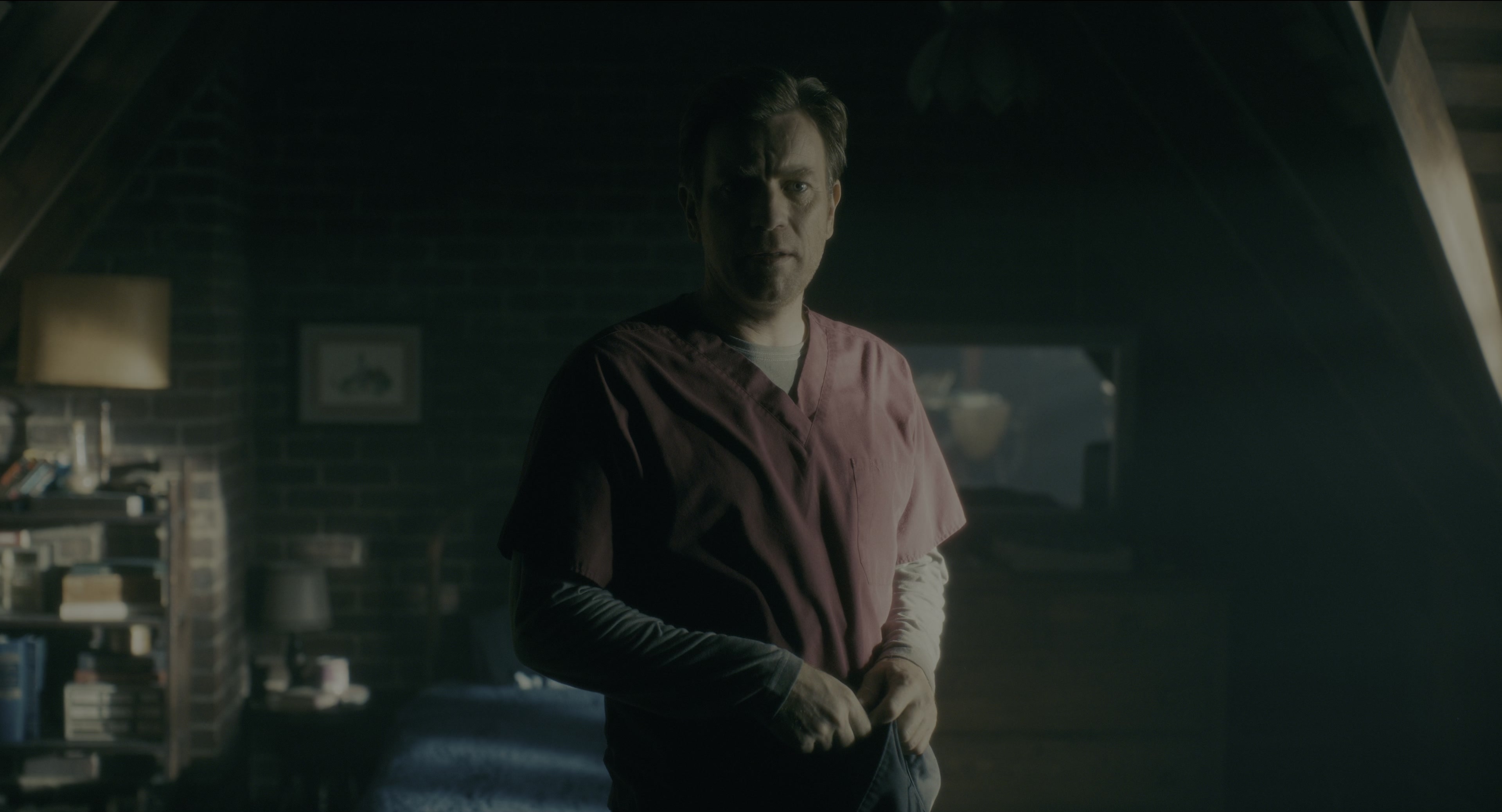 Doctor Sleep (2019), wide, 1.85:1 — film still