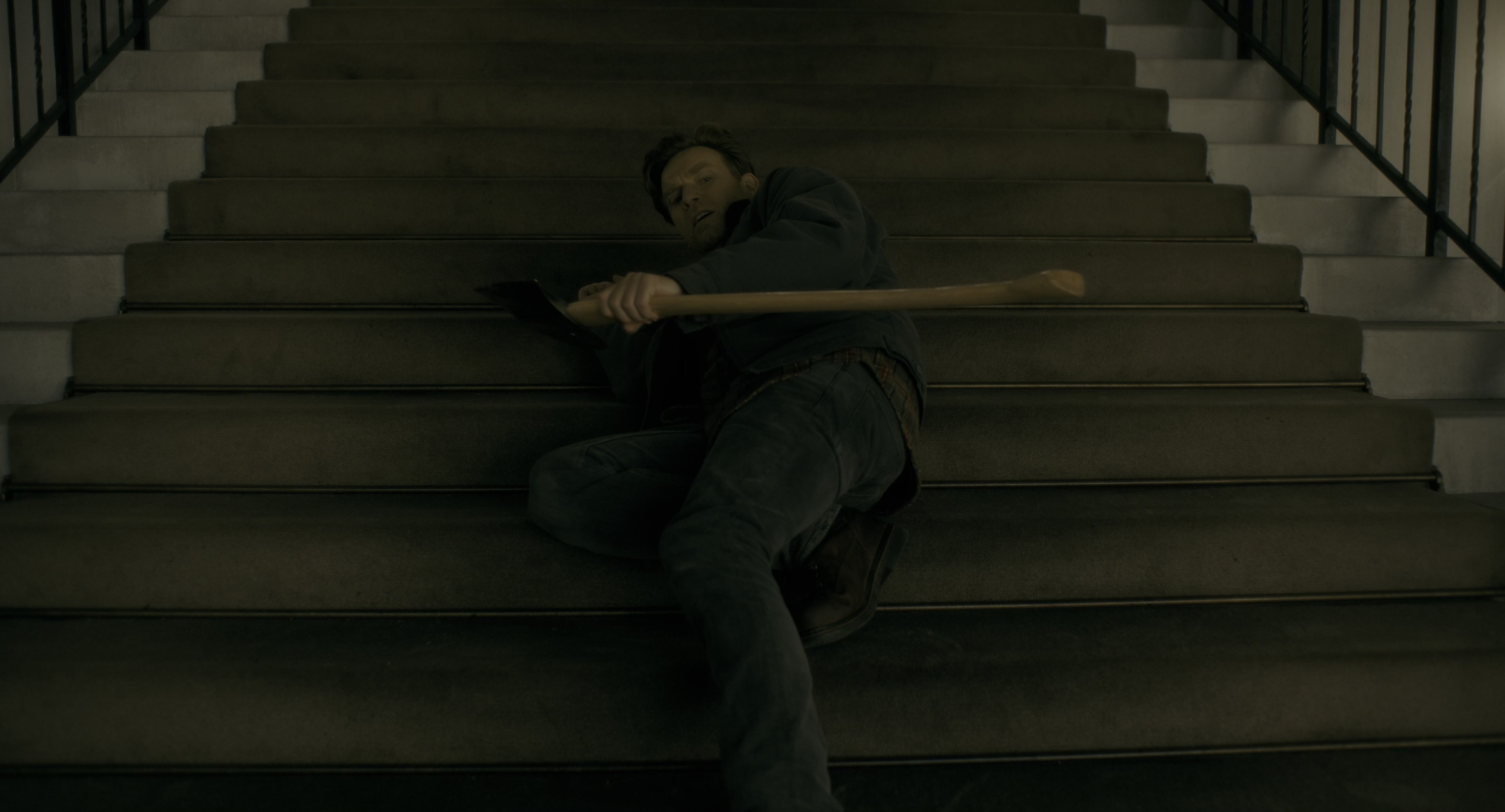 Doctor Sleep (2019), wide, 1.85:1 — film still