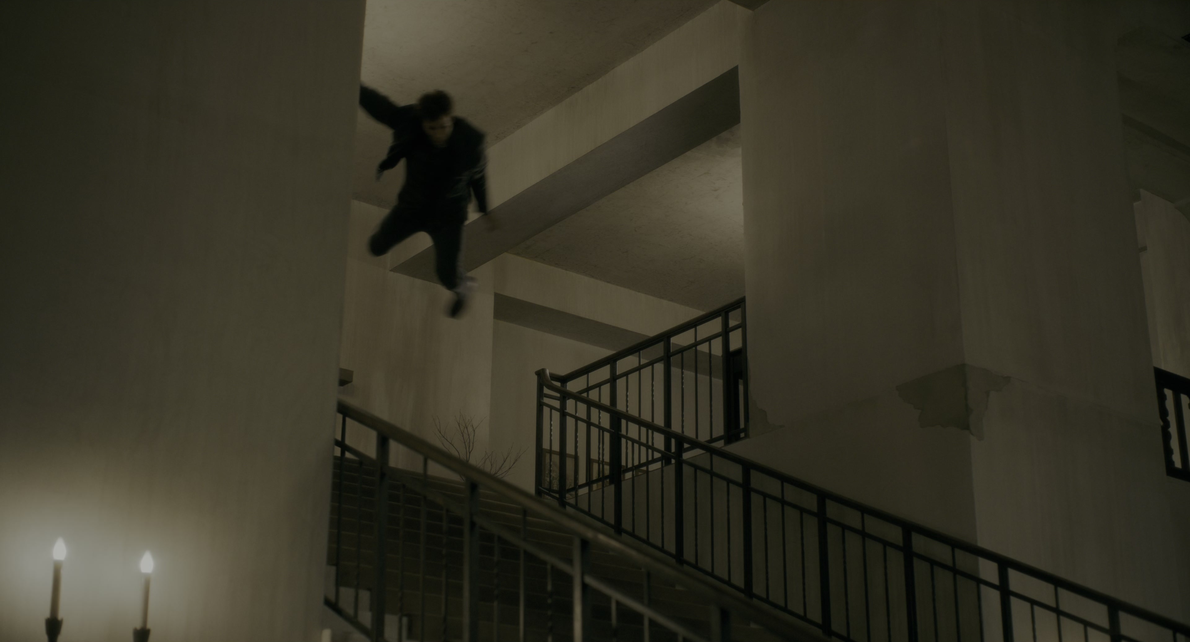 Doctor Sleep (2019), wide, 1.85:1 — film still