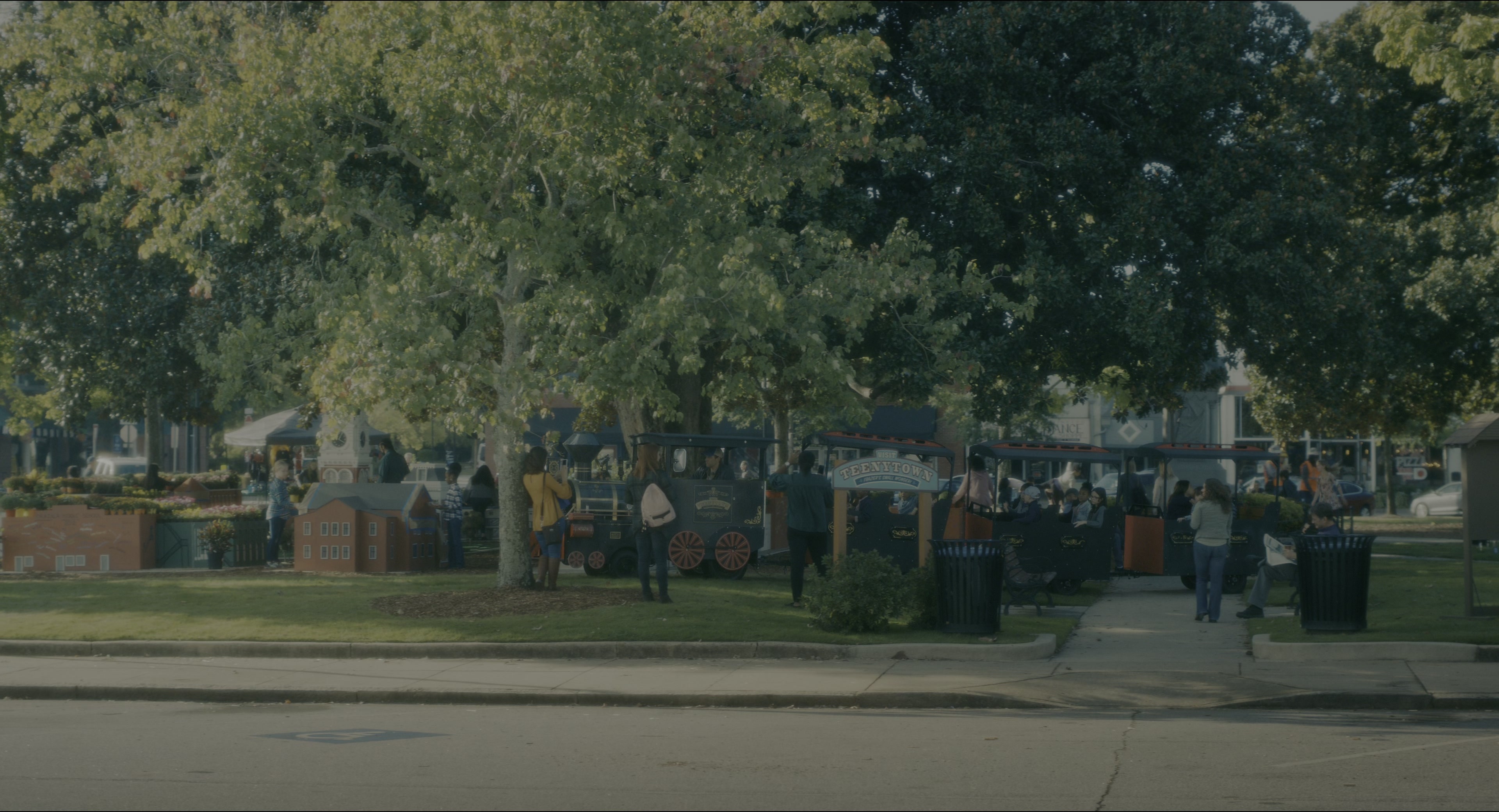Doctor Sleep (2019), wide, 1.85:1 — film still