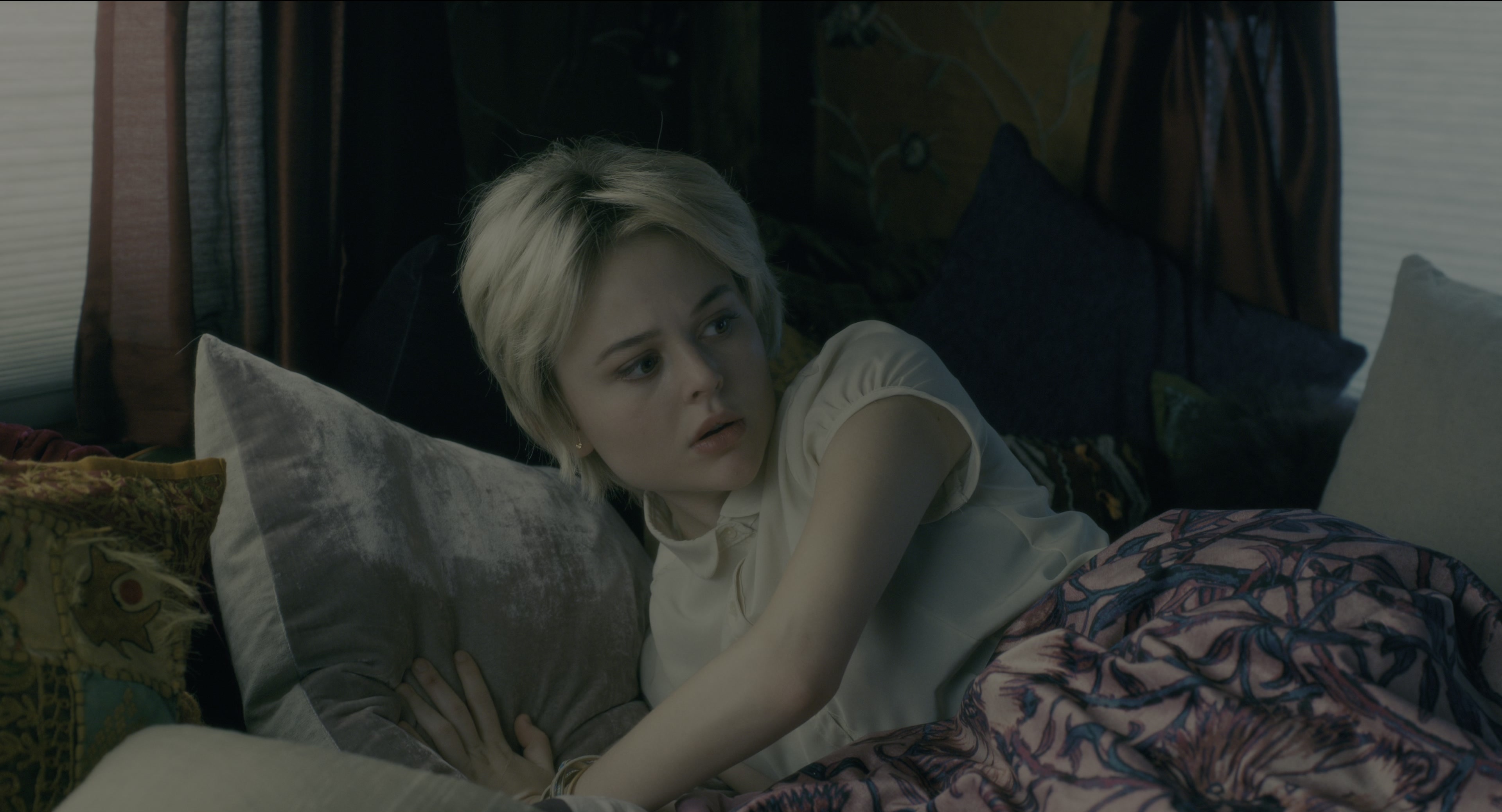 Doctor Sleep (2019), wide, 1.85:1 — film still