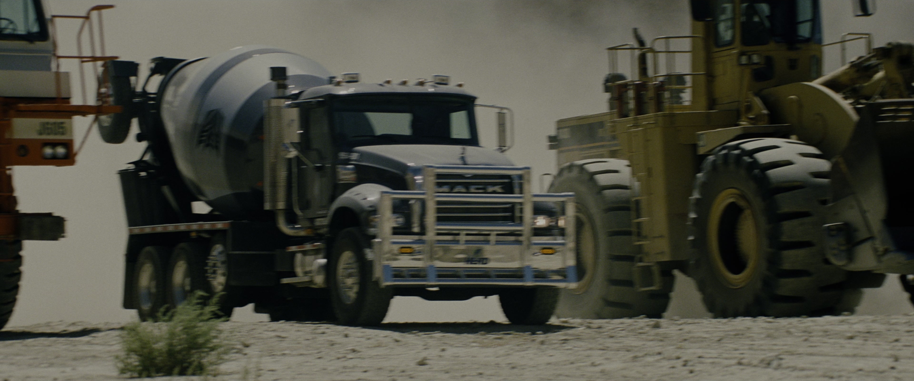 Transformers: Revenge of the Fallen (2009), wide, 2.40:1 — film still