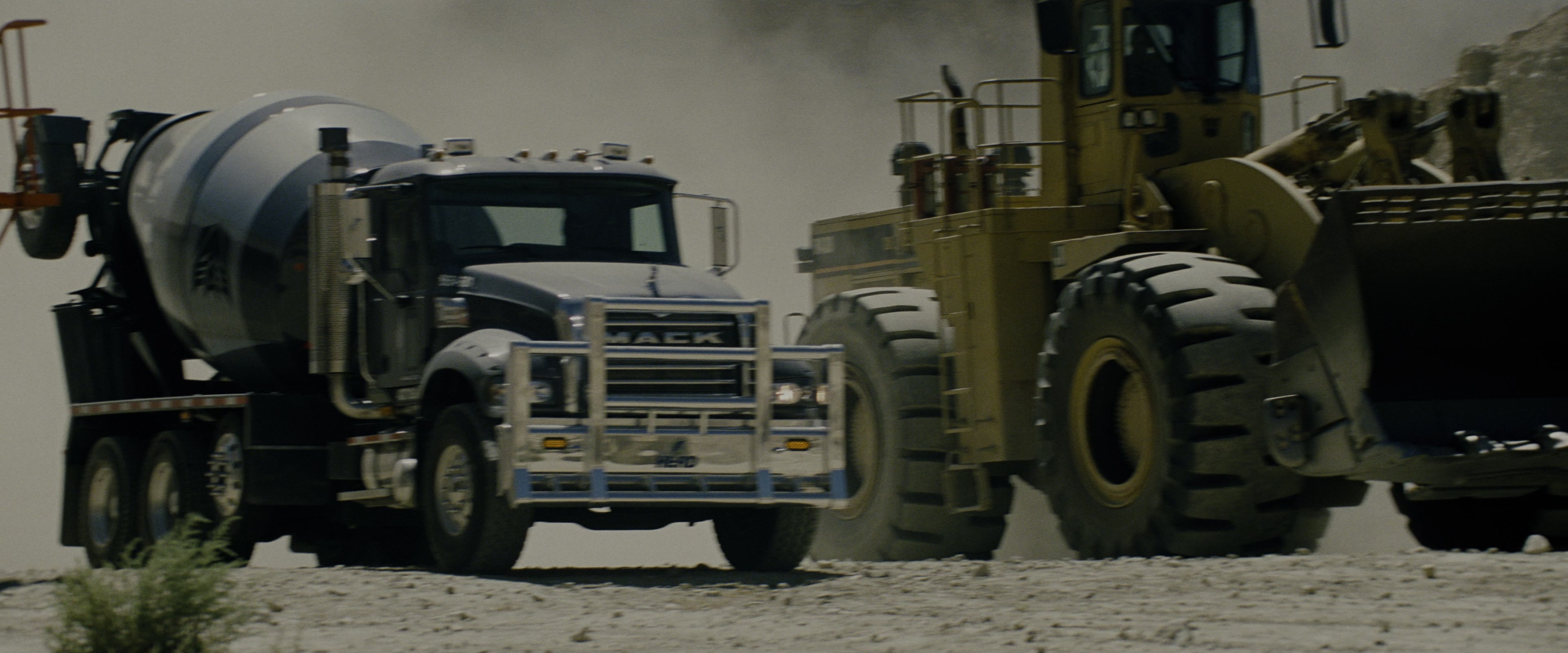 Transformers: Revenge of the Fallen (2009), wide, 2.40:1 — film still