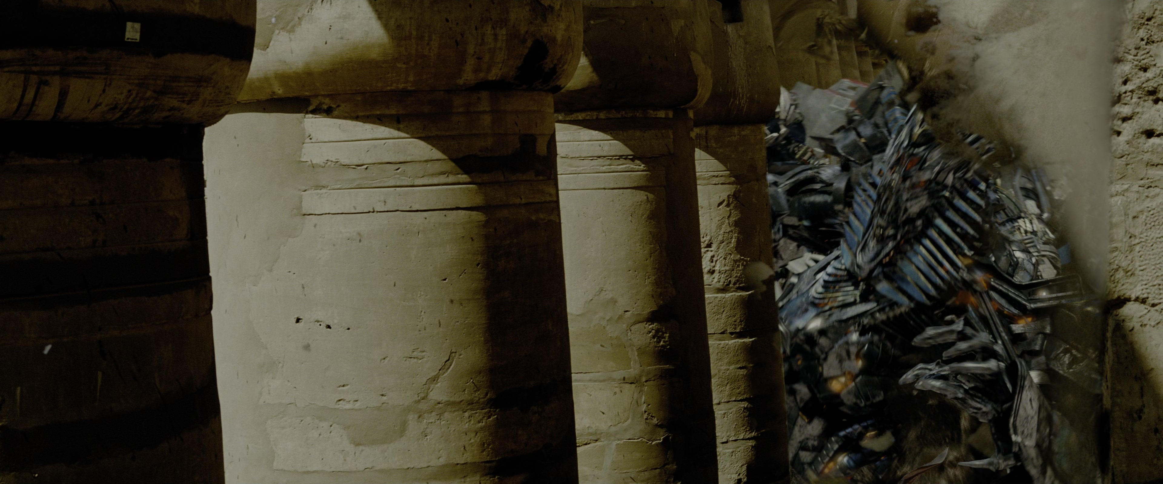Transformers: Revenge of the Fallen (2009), wide, 2.40:1 — film still