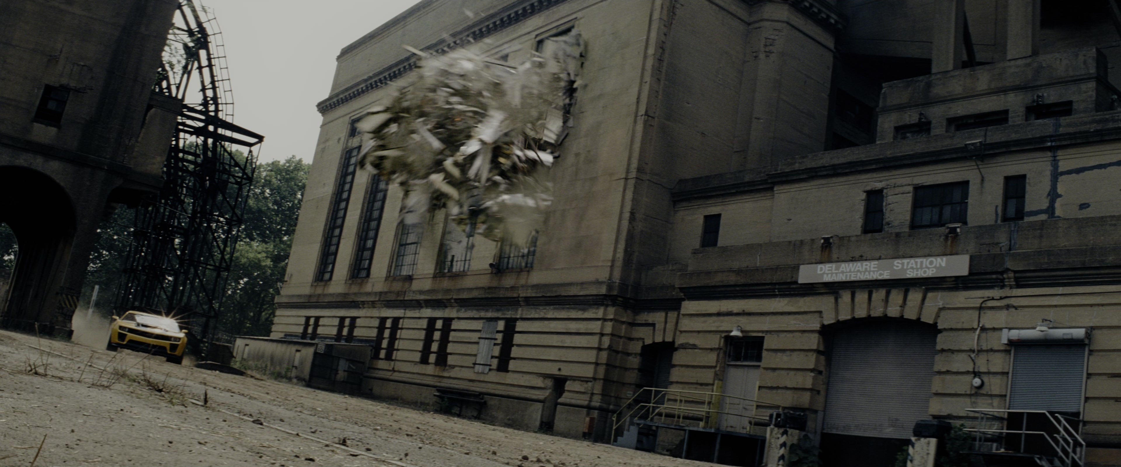 Transformers: Revenge of the Fallen (2009), wide, 2.40:1 — film still