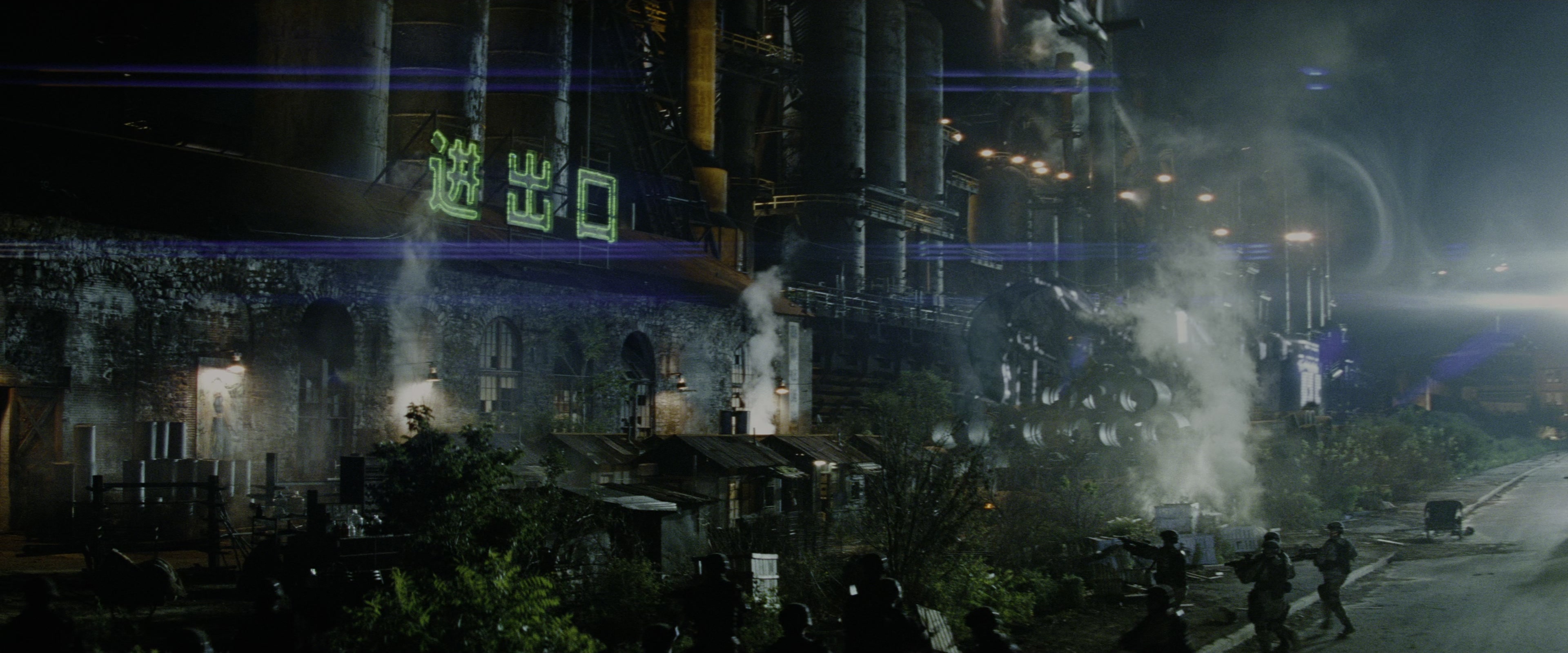 Transformers: Revenge of the Fallen (2009), wide, 2.40:1 — film still