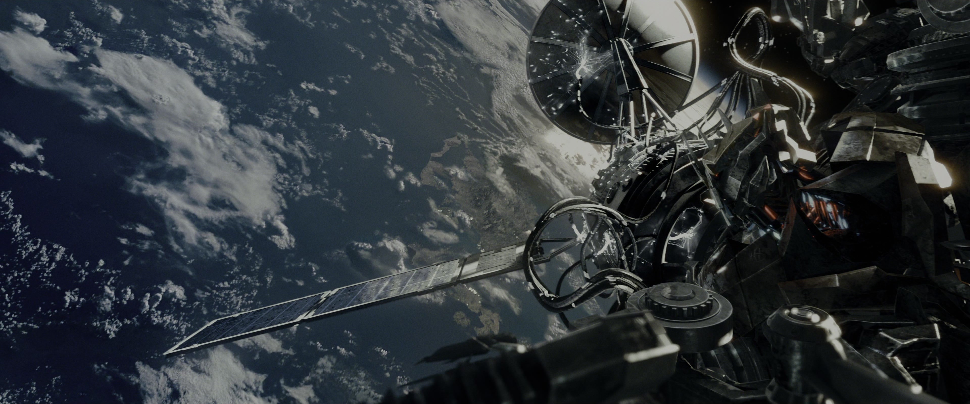 Transformers: Revenge of the Fallen (2009), wide, 2.40:1 — film still