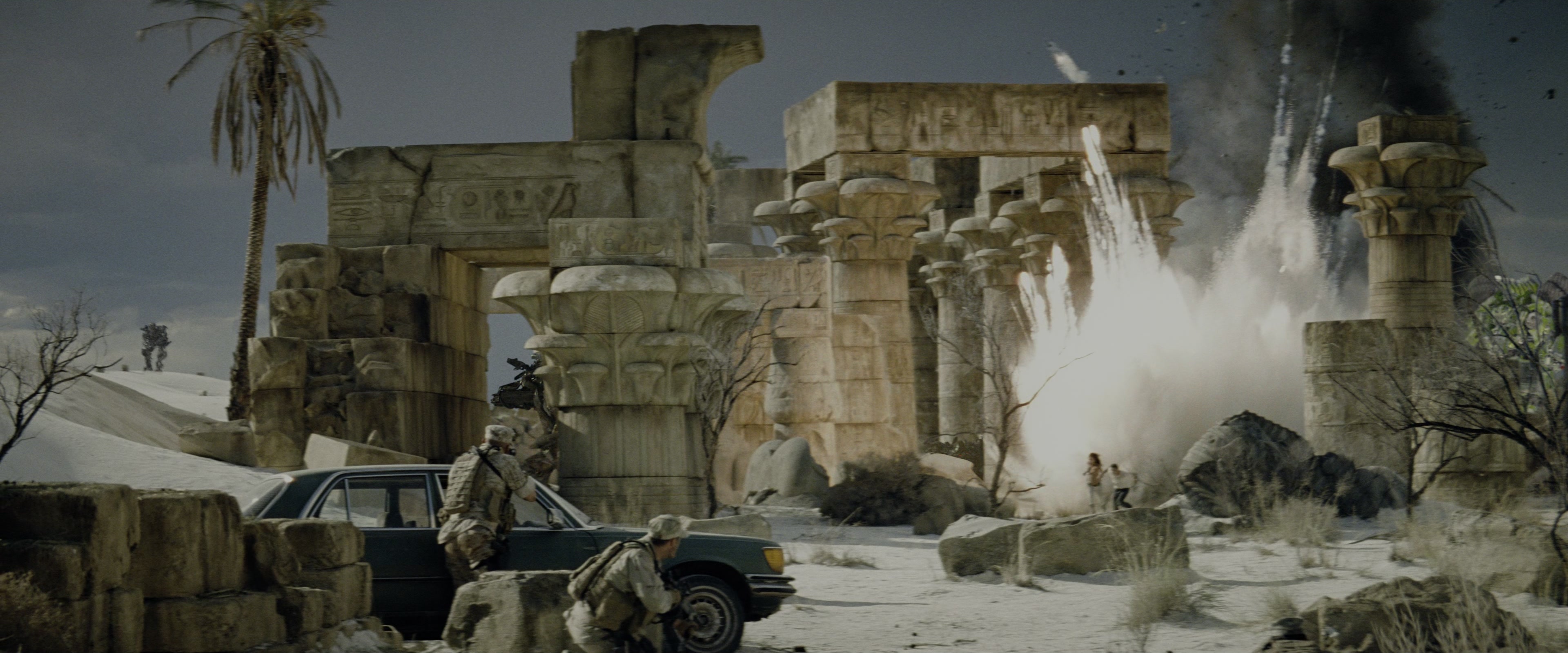 Transformers: Revenge of the Fallen (2009), wide, 2.40:1 — film still