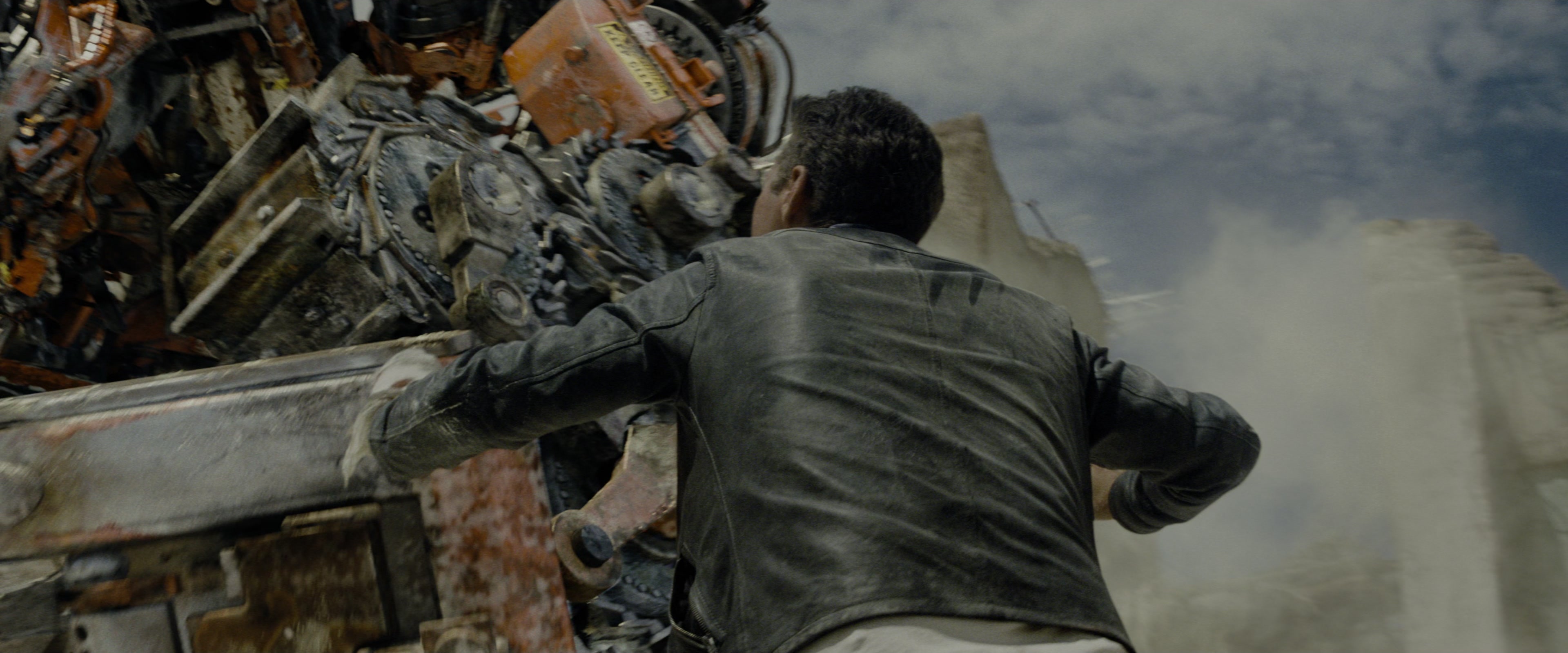 Transformers: Revenge of the Fallen (2009), wide, 2.40:1 — film still