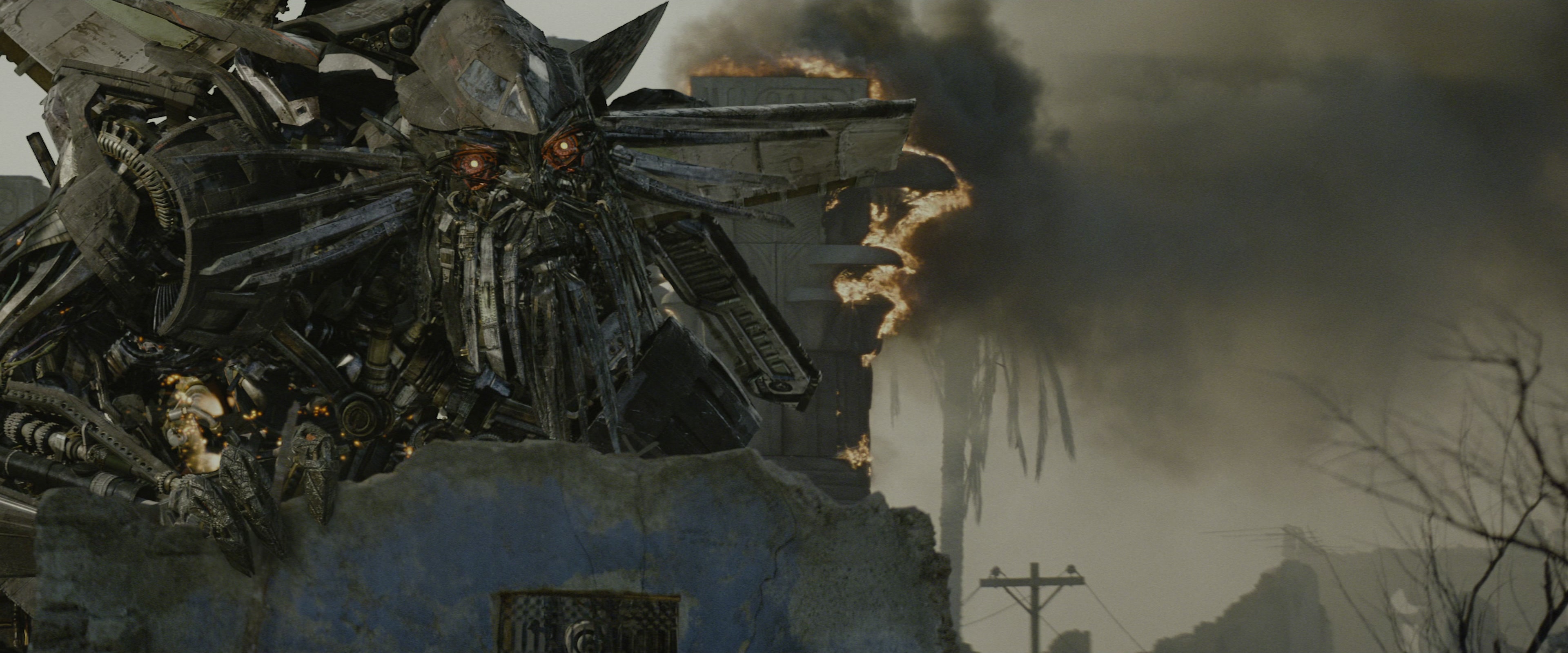 Transformers: Revenge of the Fallen (2009), wide, 2.40:1 — film still