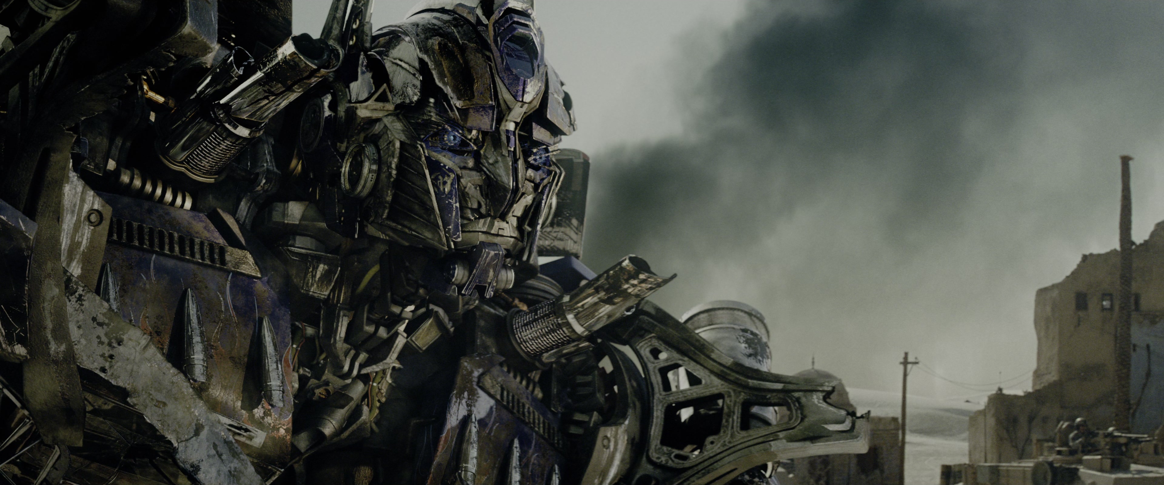 Transformers: Revenge of the Fallen (2009), wide, 2.40:1 — film still