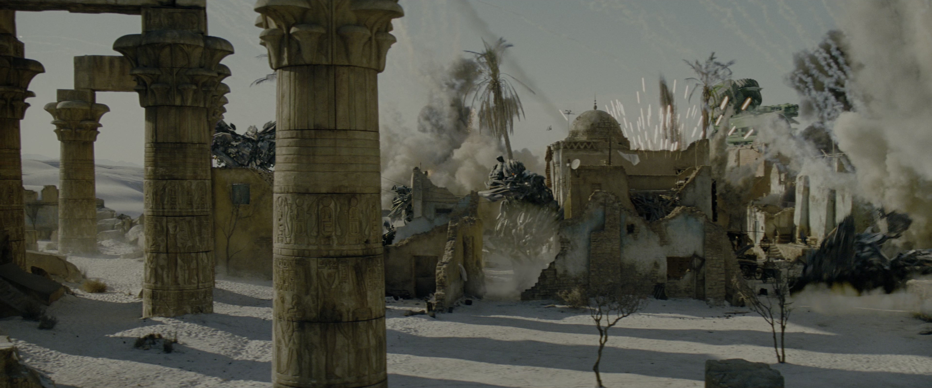 Transformers: Revenge of the Fallen (2009), wide, 2.40:1 — film still